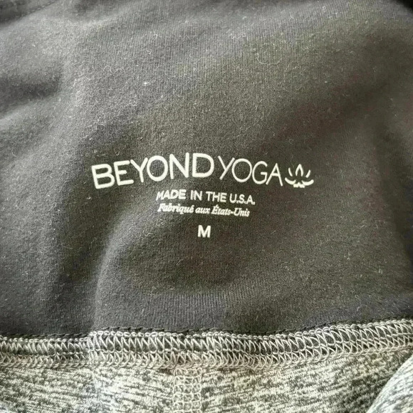 Beyond Yoga® spacedye caught in the midi High-Waist Active Leggings Medium - Picture 5 of 5